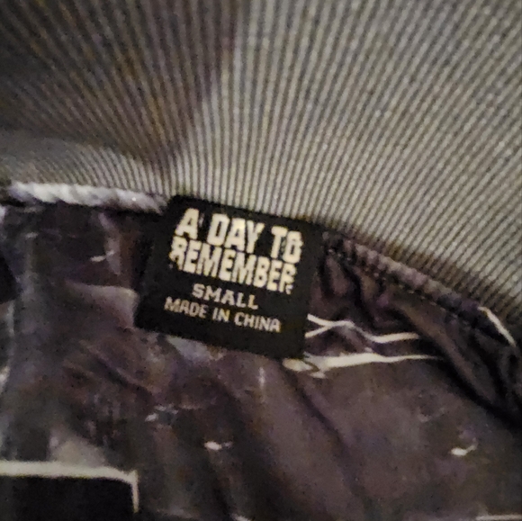 A DAY TO REMEMBER BOMBER JACKET - Picture 8 of 9